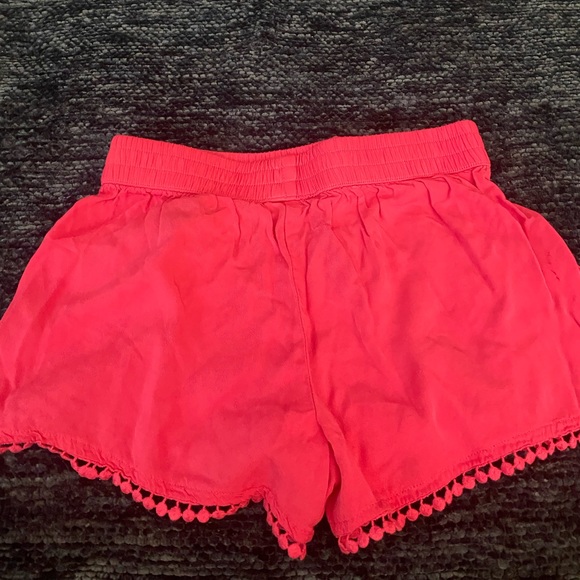 Girl's Pink Shorts - Picture 2 of 2